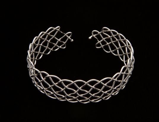 Seven-lead lanyard knot inspired by French Sinnet.